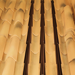 coller des tuiles canal