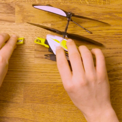 Bostik DIY Greece how to repair hard plastic banner