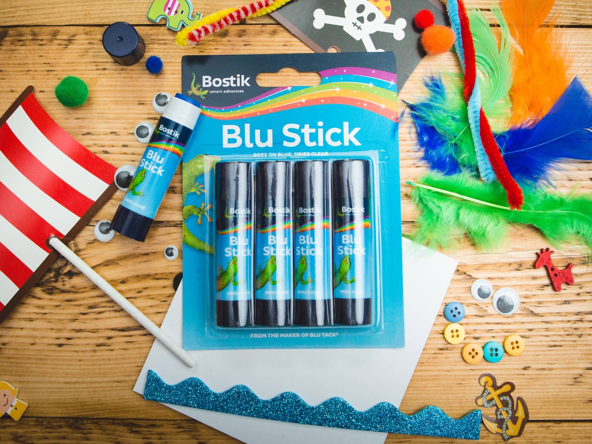 Bostik DIY Bue Stick 2