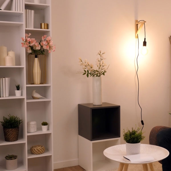 Bostik DIY France Tutorial How to fix a lamp to wall without drilling teaser image