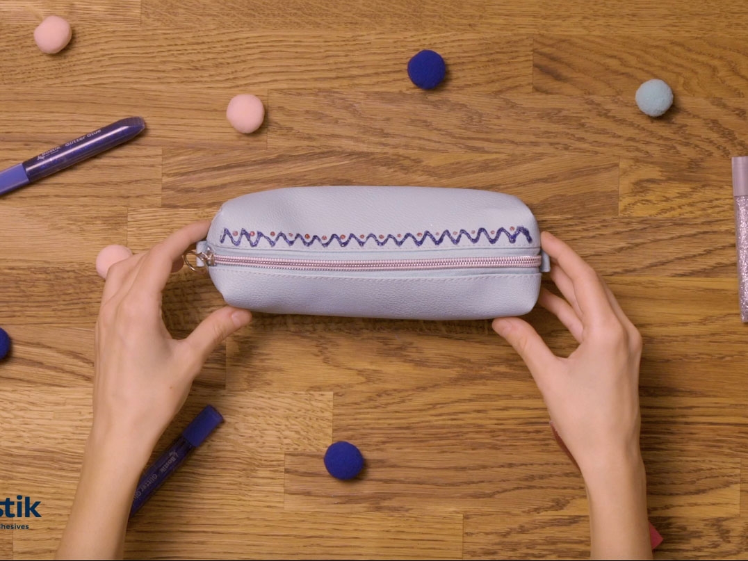 Bostik DIY United Kingdom how to use Glitter Glue step 3