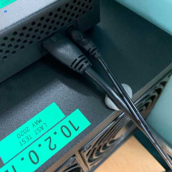 Bostik DIY United Kingdom Stationery Craft Blu tack grey how to use