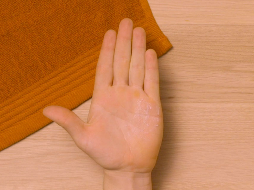 Bostik DIY South Africa how to remove super glue from skin banner image