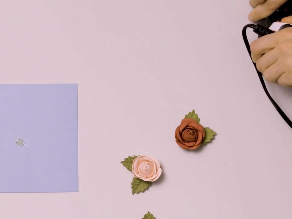 DIY Bostik UK Ideas & Inspiration How to use a glue gun - 2