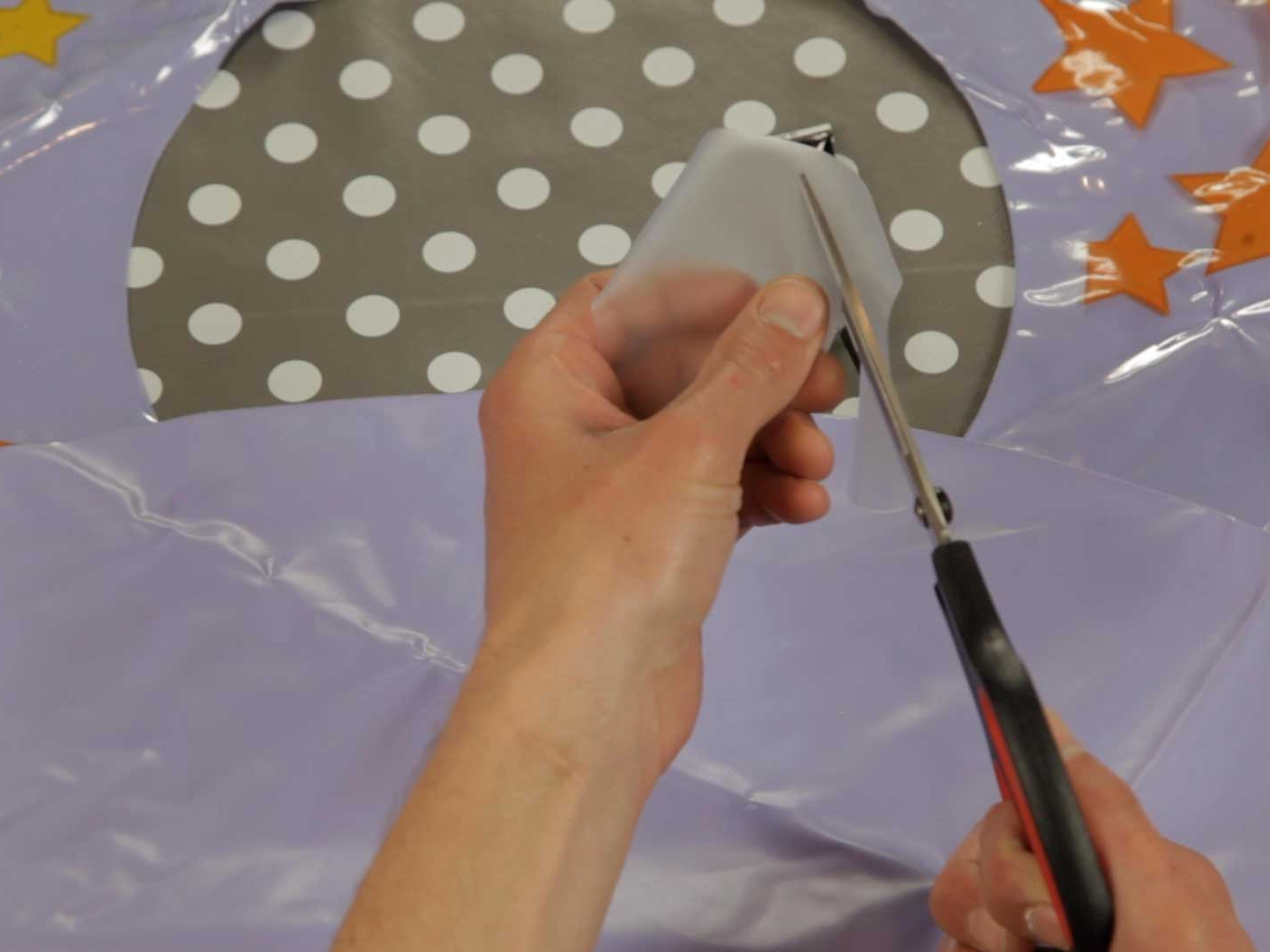 Bostik DIY Bulgaria tutorial how to repair a buoy step 2