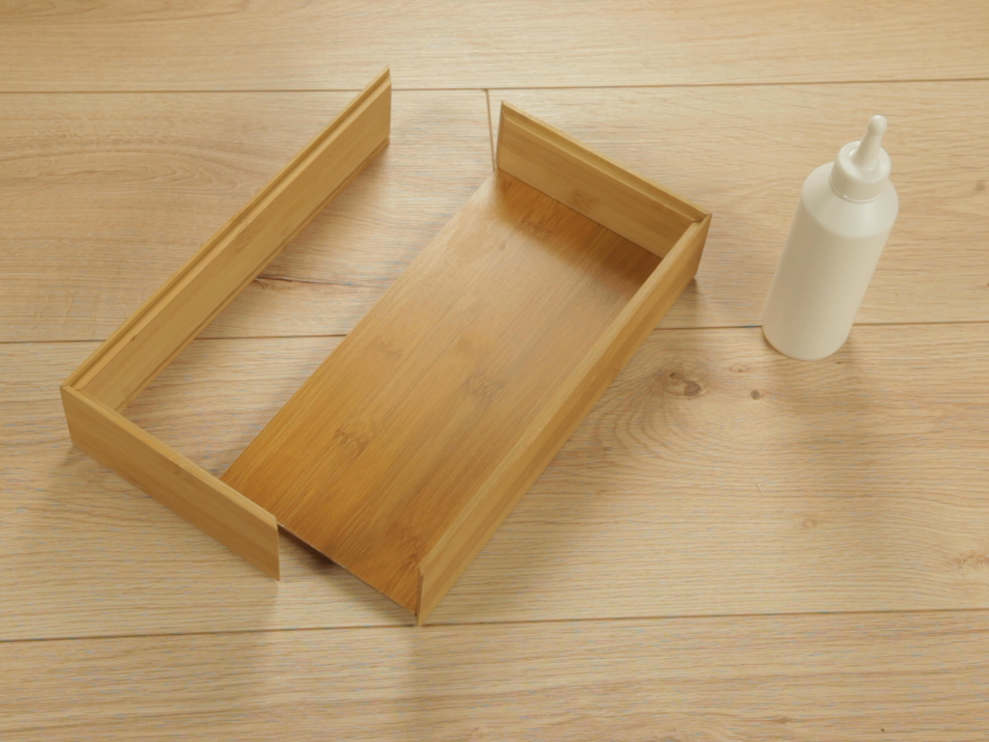 Bostik DIY Romania How To Repair Wood Box With D2 Fast Wood Glue Step 1