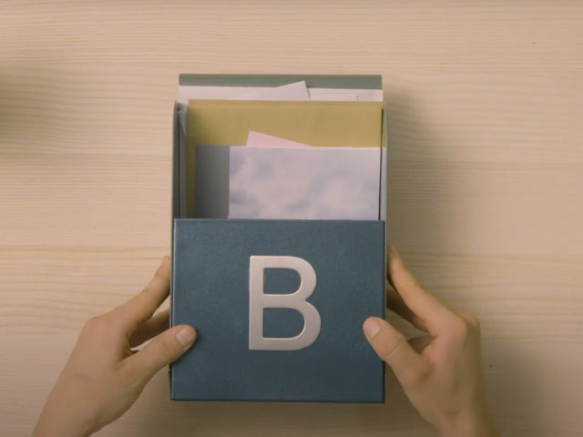 Bostik DIY Poland tutorial how to glue a metal box step 4