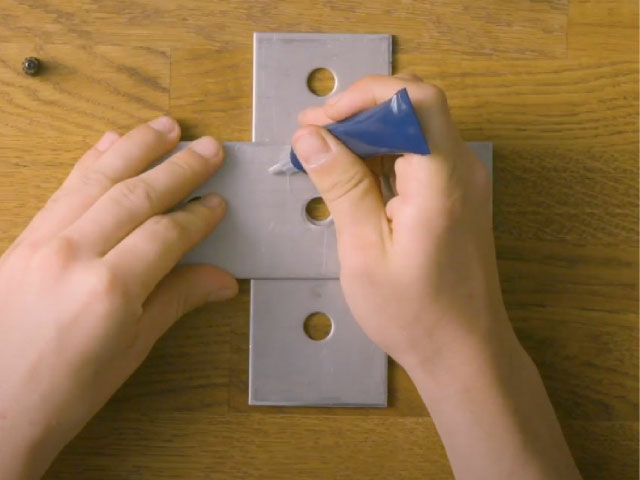 Bostik DIY United Kingdom How to glue metal to metal step 2