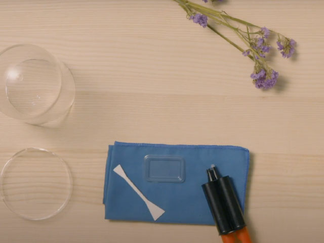 Bostik DIY Greece how to repair a glass lamp step 2