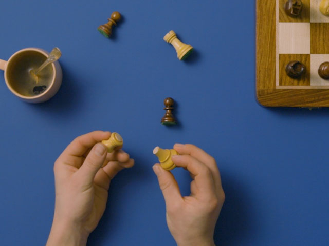 Bostik DIY South Africa how to fix a chess piece step 1