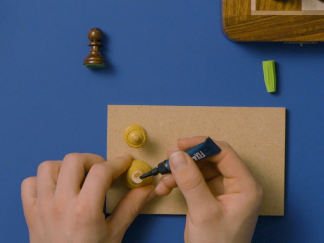 Bostik DIY South Africa how to fix a chess piece step 2