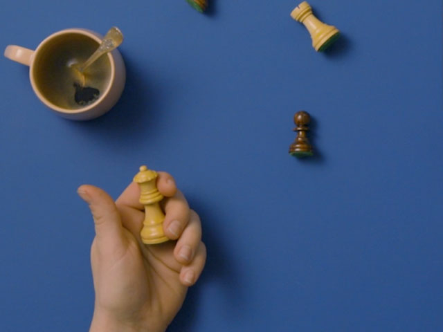 Bostik DIY South Africa how to fix a chess piece step 4