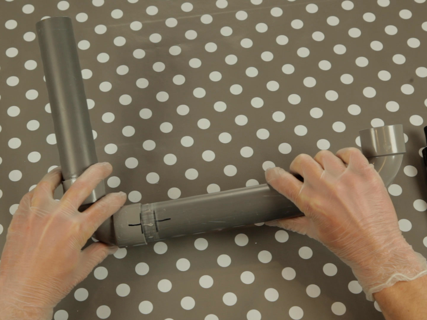 Bostik DIY Bulgaria how to repair hard plastic with PVC step 4