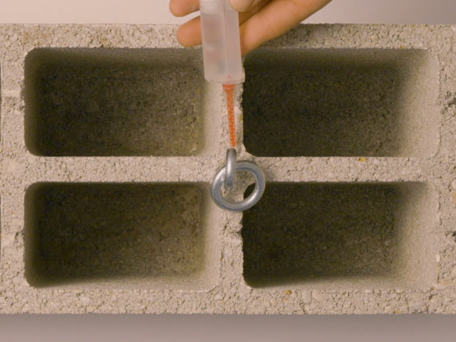 Bostik DIY Bulgaria How to repair rebuild a metal hook in cinder block step 3