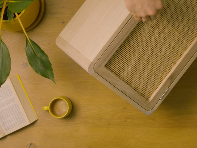 Bostik DIY Bulgaria how to repair furniture with turbo inject step 4