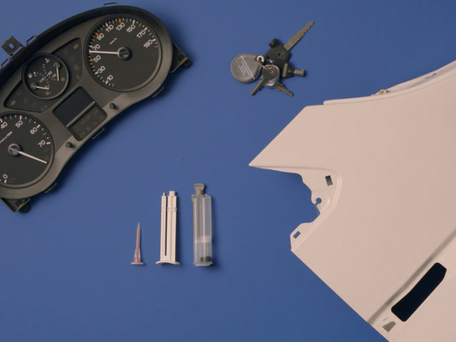 Bostik DIY Bulgaria how to repair metal with turbo inject step 1