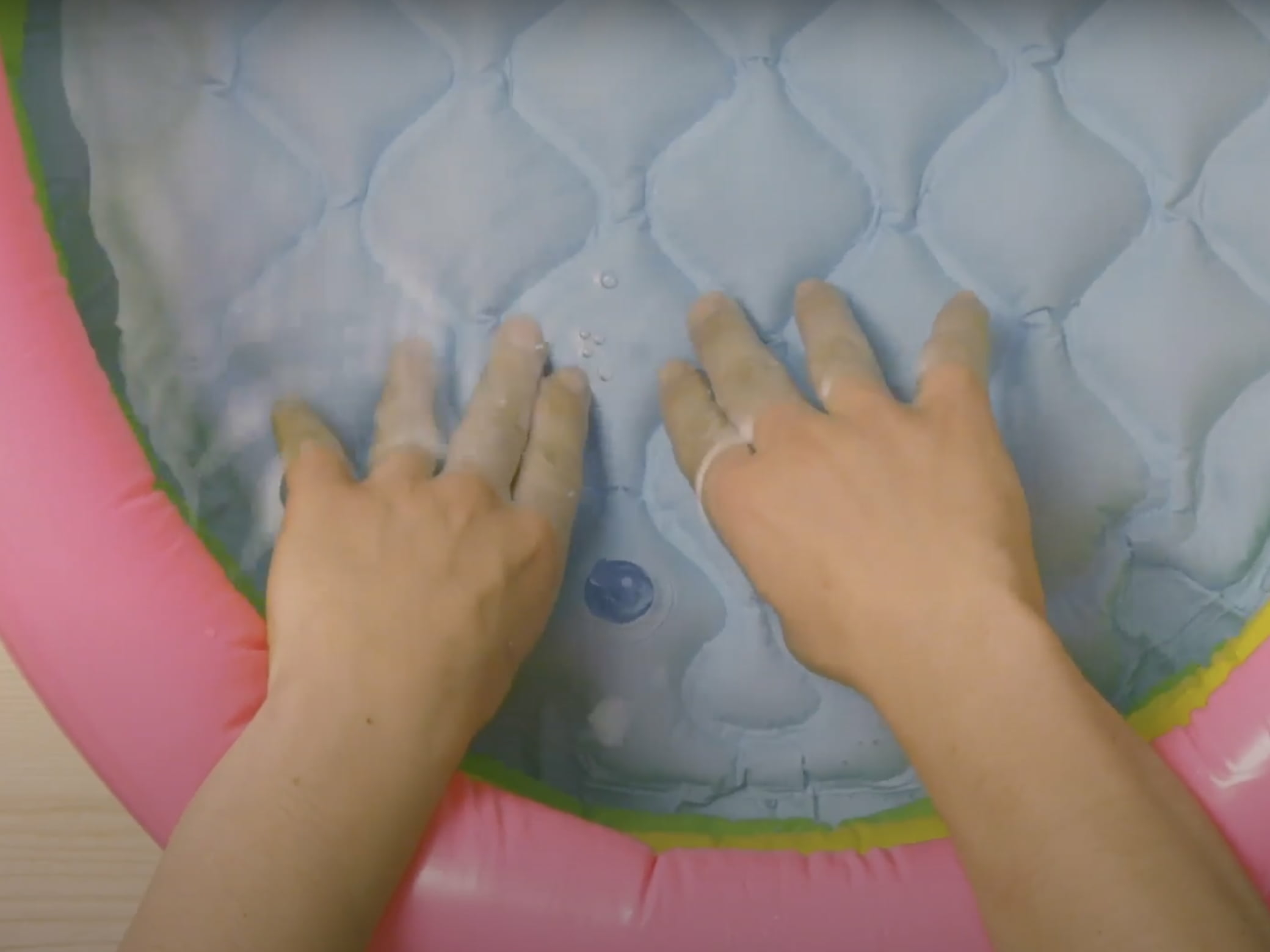 bostik-diy-greece-how-to-repair-a-swimming-pool-step-1 (1).jpg 