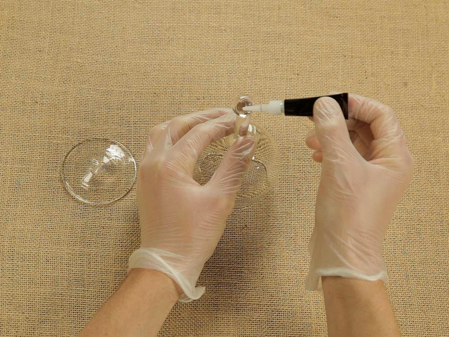 Bostik DIY New Zealand how to repair stemmed glass with super glue step 2