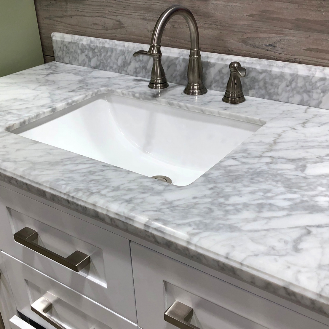 Bostik DIY Greece Mamut Glue Total Shutterstock