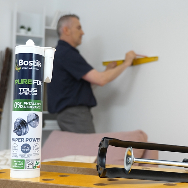 diy-bostik-purefix-superpower-fixation-mastic-ambiance