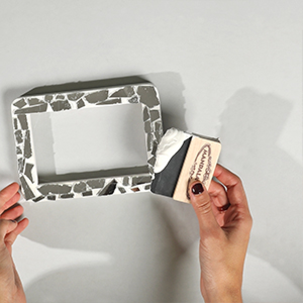 DIY Bostik Indonesia tutorials mosiac frame project step 3
