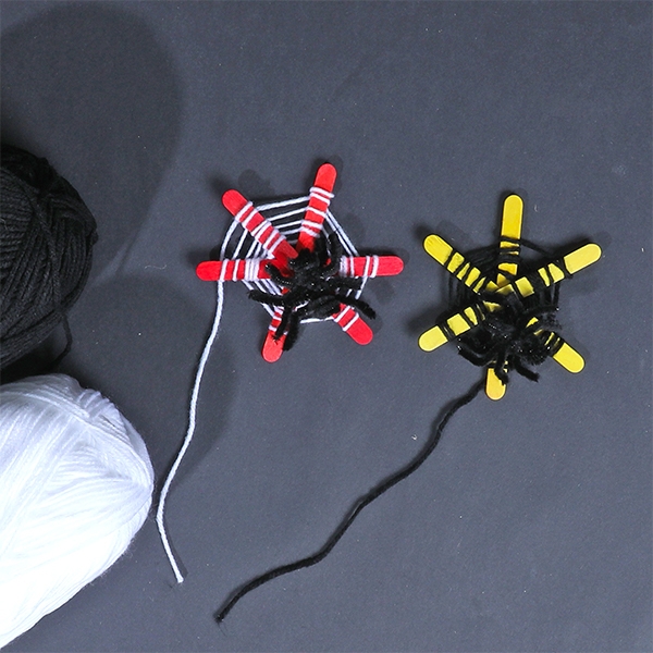Bostik DIY Australia tutorial Halloween Spiders step 7