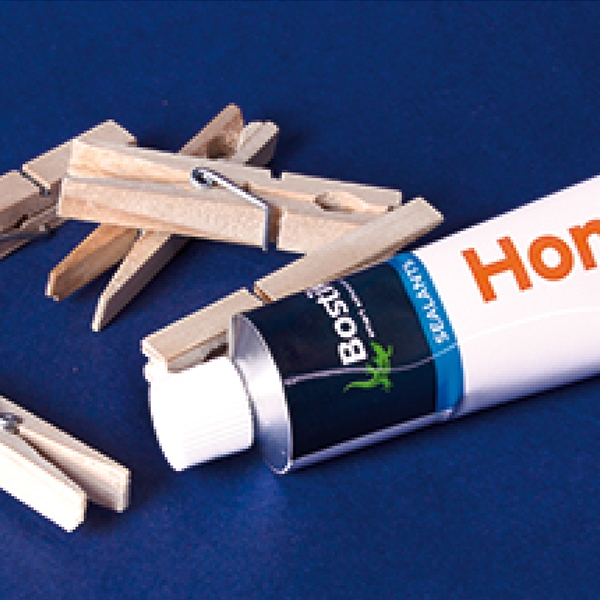 Bostik DIY South Africa Tutorial Wooden Peg Trivet step 1