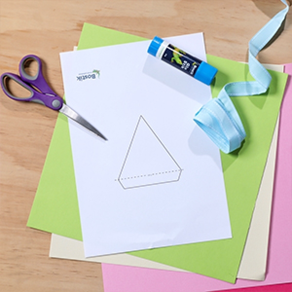 Bostik DIY Singapore Ideas That Stick Bunting project step 1