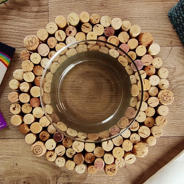 Bostik DIY Greece tutorial centerpiece step 7