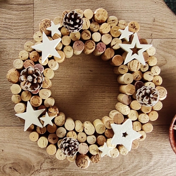 Bostik DIY Greece tutorial centerpiece step 8