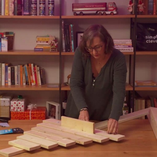 Bostik DIY Greece tutorial xmas tree step 11