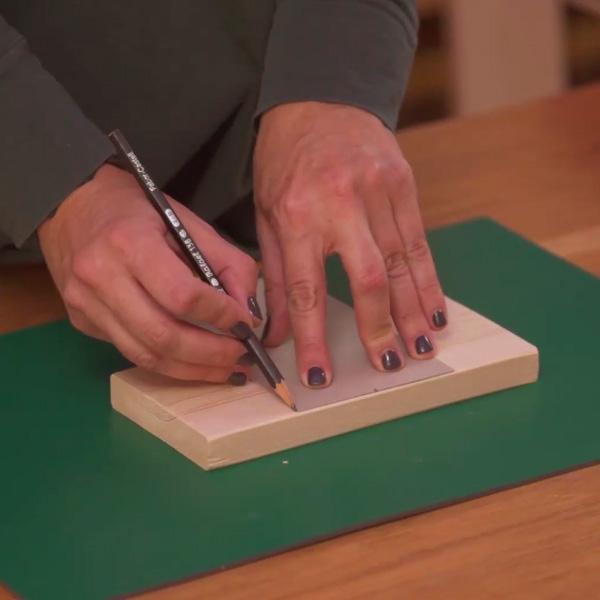 Bostik DIY Greece tutorial xmas tree step 4