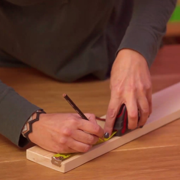 Bostik DIY Greece tutorial xmas tree step 6