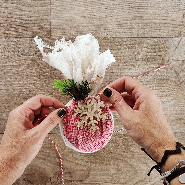 Bostik DIY Greece tutorial bales step 7