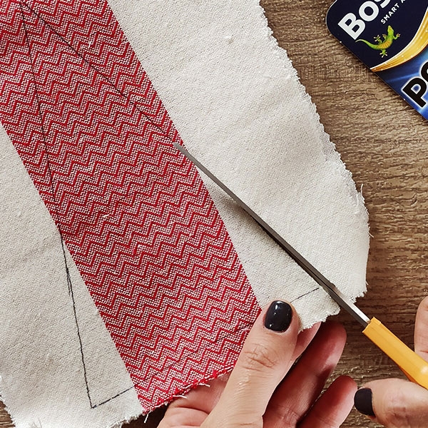 Bostik DIY Greece tutorial gemisto step 2