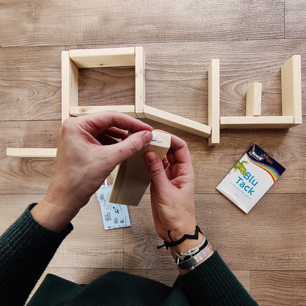 Bostik DIY Greece tutorial valentines day step 5