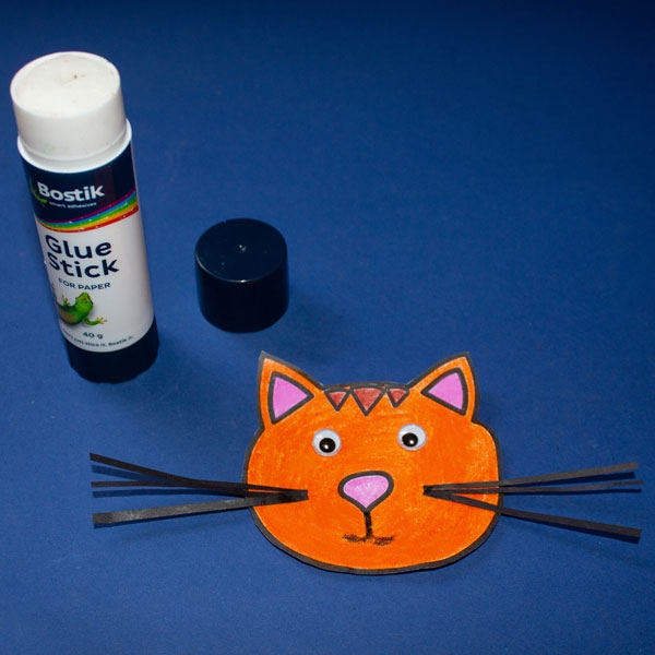 Bostik DIY South Africa Tutorial Paper Roll Cat step 6