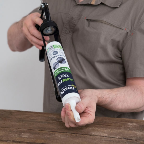 Bostik DIY France Tutorial How to fix wooden boxes step 1