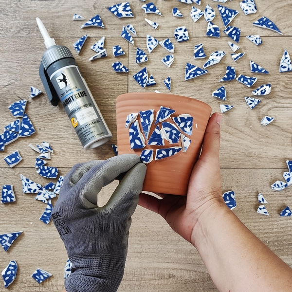 Bostik DIY Greece tutorial Flower Pots step 4