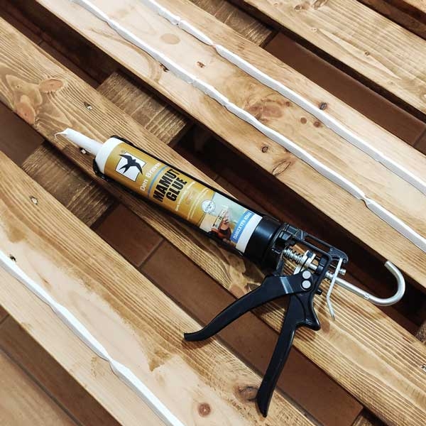 Bostik DIY Greece tutorial bed image 14