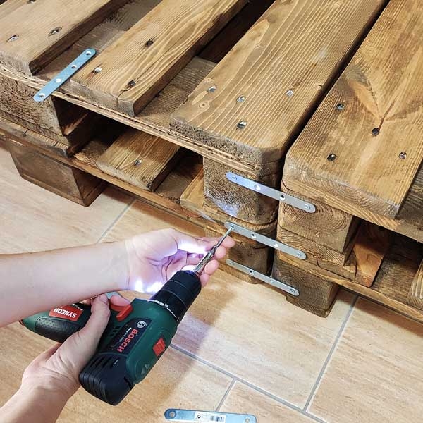 Bostik DIY Greece tutorial bed image 15