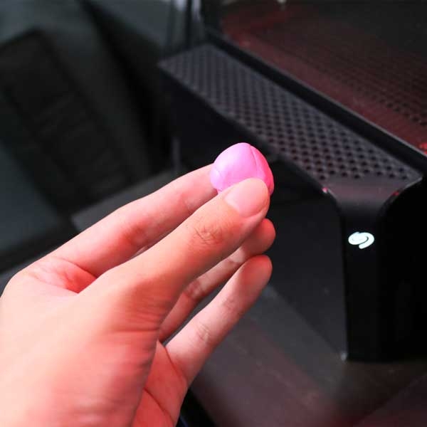 Bostik DIY Philippines tutorial how to block light with blu tack step 2