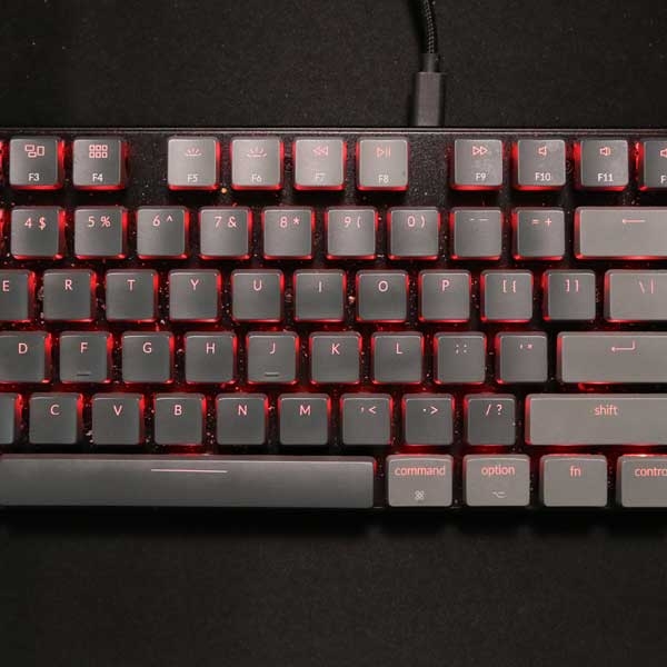 Bostik DIY Philippines tutorial How to Clean Your Keyboard with Blu Tack step 1