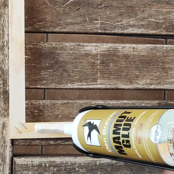 Bostik DIY Greece tutorial how to make a frame step 18