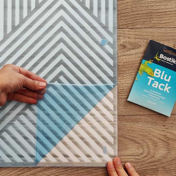 Bostik DIY Greece tutorial how to make a frame step 2