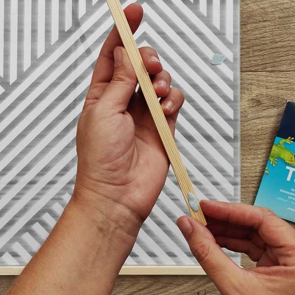 Bostik DIY Greece tutorial how to make a frame step 4