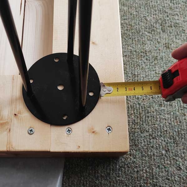 Bostik DIY Greece tutorial kitchen table step 12
