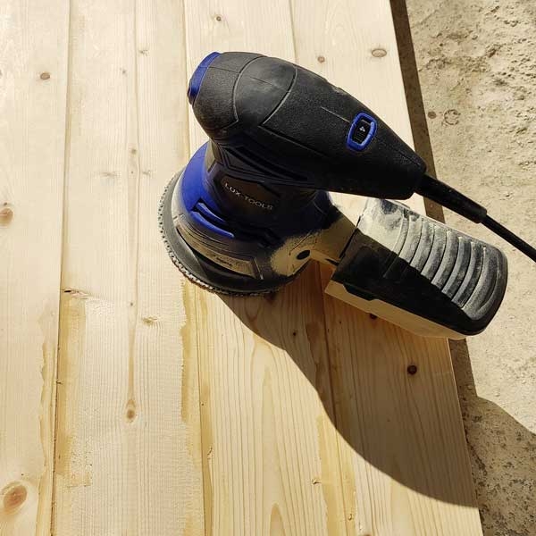 Bostik DIY Greece tutorial kitchen table step 9