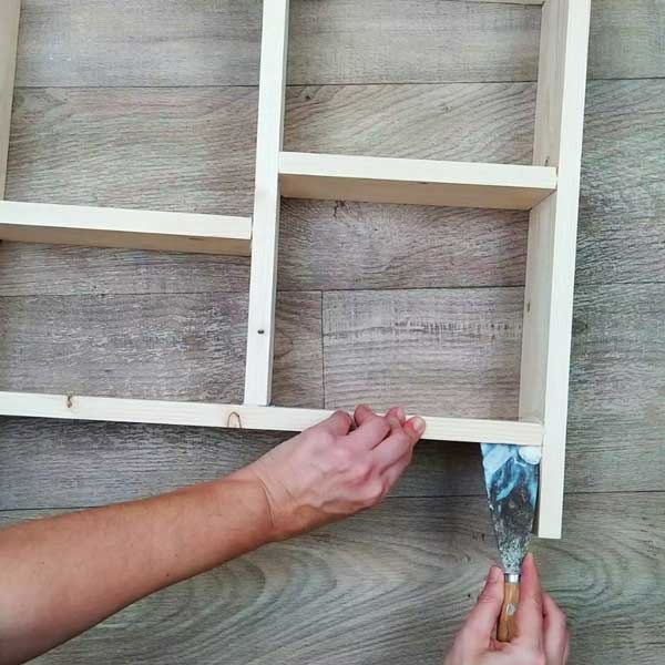 Bostik DIY Greece tutorial kitchen shellf step 8