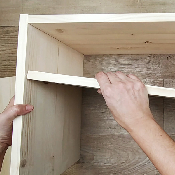 Bostik DIY Greece tutorial living room table step 7